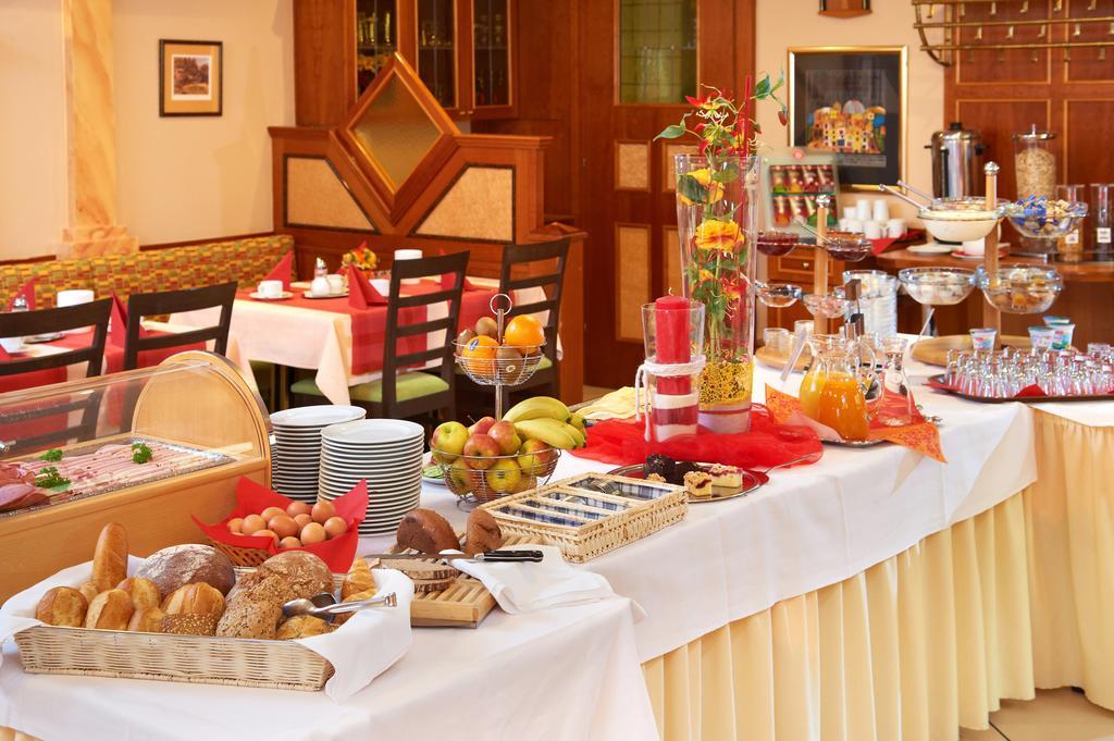 Gigl Hotel 3*